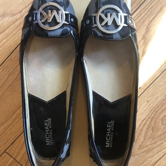 MICHAEL KORS FULTON MOC - size8 - Picture 2 of 11
